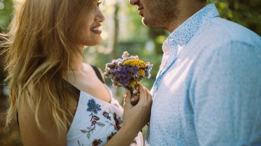 Gợi ý độc đáo nhất giúp chọn Hoa sinh nhật và Quà sinh nhật cho phụ nữ