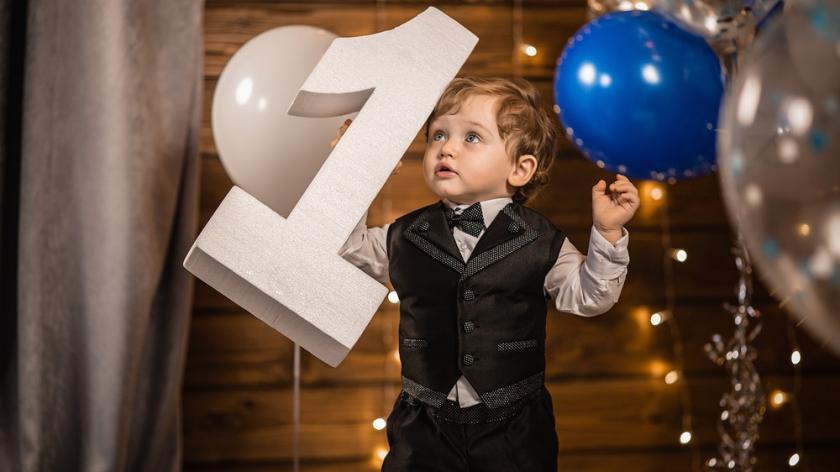 Bí quyết tổ chức tiệc sinh nhật 1 tuổi cho bé thành công mỹ mãn