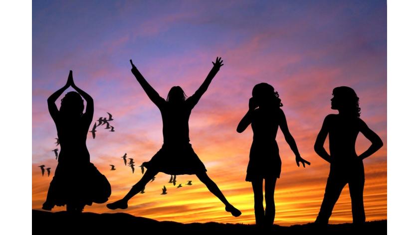 ​​​​​​​Những cô gái lắm chiêu làm gì khi buồn chán?