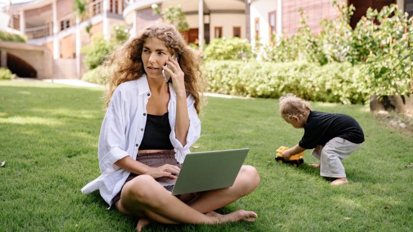 Chuyên đề Khi người mẹ đi làm: Cách chia tay với điện thoại của bạn (sau giờ hành chính)
