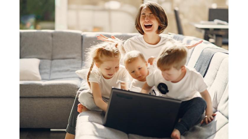 Lời khuyên thiết thực cho các mẹ vừa đi làm vừa đi học muốn cân bằng cuộc sống