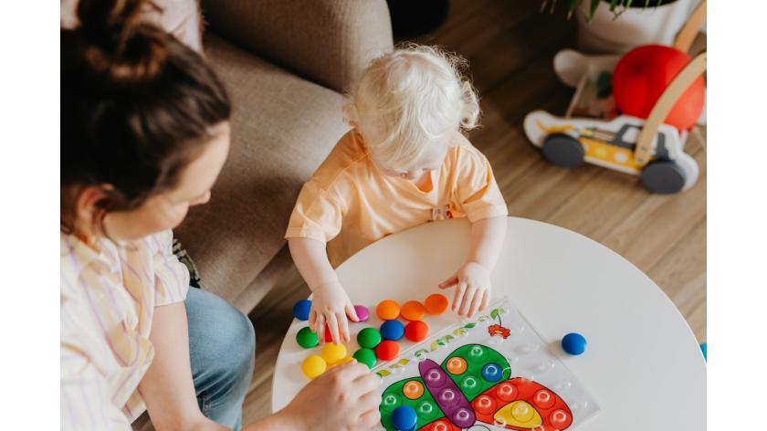 Cách chọn đồ chơi cho trẻ 1 tuổi