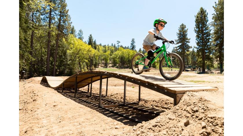 Cách lựa chọn đồ chơi làm quà tặng phù hợp với tâm lí trẻ 7 tuổi lớp 2